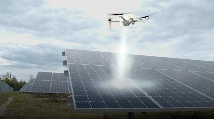 以色列開發(fā)無人機(jī)新系統(tǒng) 研究如何清潔難以觸碰的太陽能板(圖1) 以色列開發(fā)無人機(jī)新系統(tǒng) 研究如何清潔難以觸碰的太陽能板(圖1)