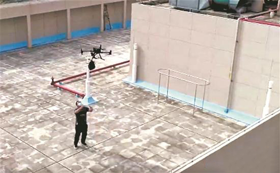 無(wú)人機(jī)空投藥品助力疫情防控(圖1) 無(wú)人機(jī)空投藥品助力疫情防控(圖1)