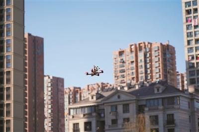 警用無(wú)人機(jī)時(shí)代已至，王牌“飛行員”圓夢(mèng)(圖2)