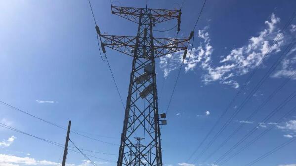 一文了解無(wú)人機(jī)電力巡檢有什么用!(圖1) 電力巡檢無(wú)人機(jī)